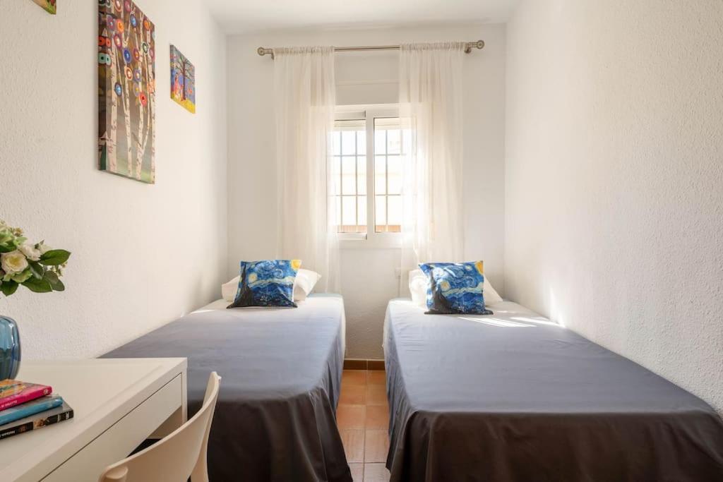 Apartamento Centro Rota. 2 Minutos De La Playa.. ภายนอก รูปภาพ